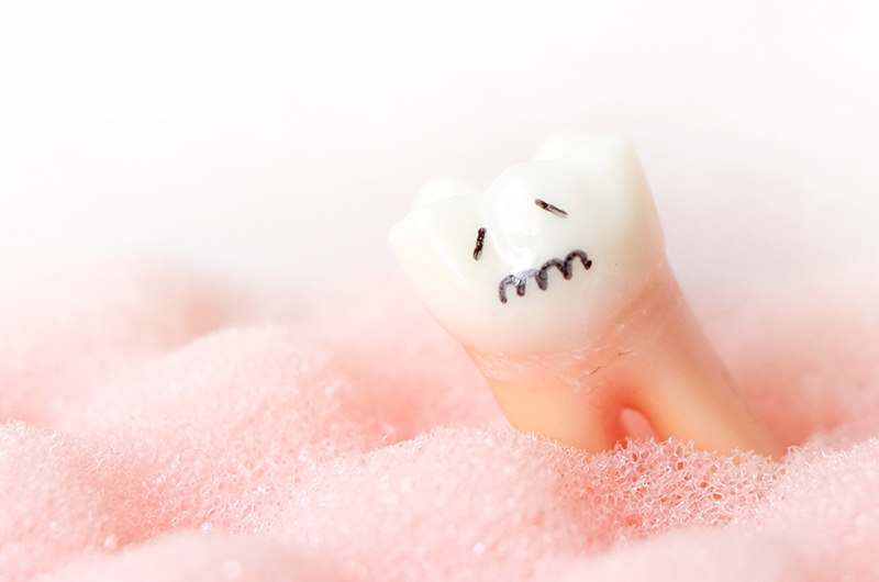歯周病は細菌感染によって引き起こされる病気です